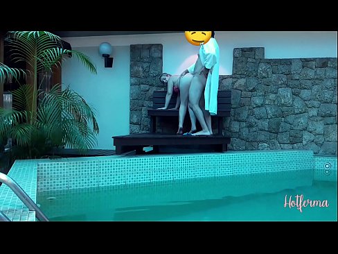 ❤️ Boss kutsub neiu basseini, kuid ei suutnud vastu panna kuumale Porno fb at us et.sexonfire.ru ❌
